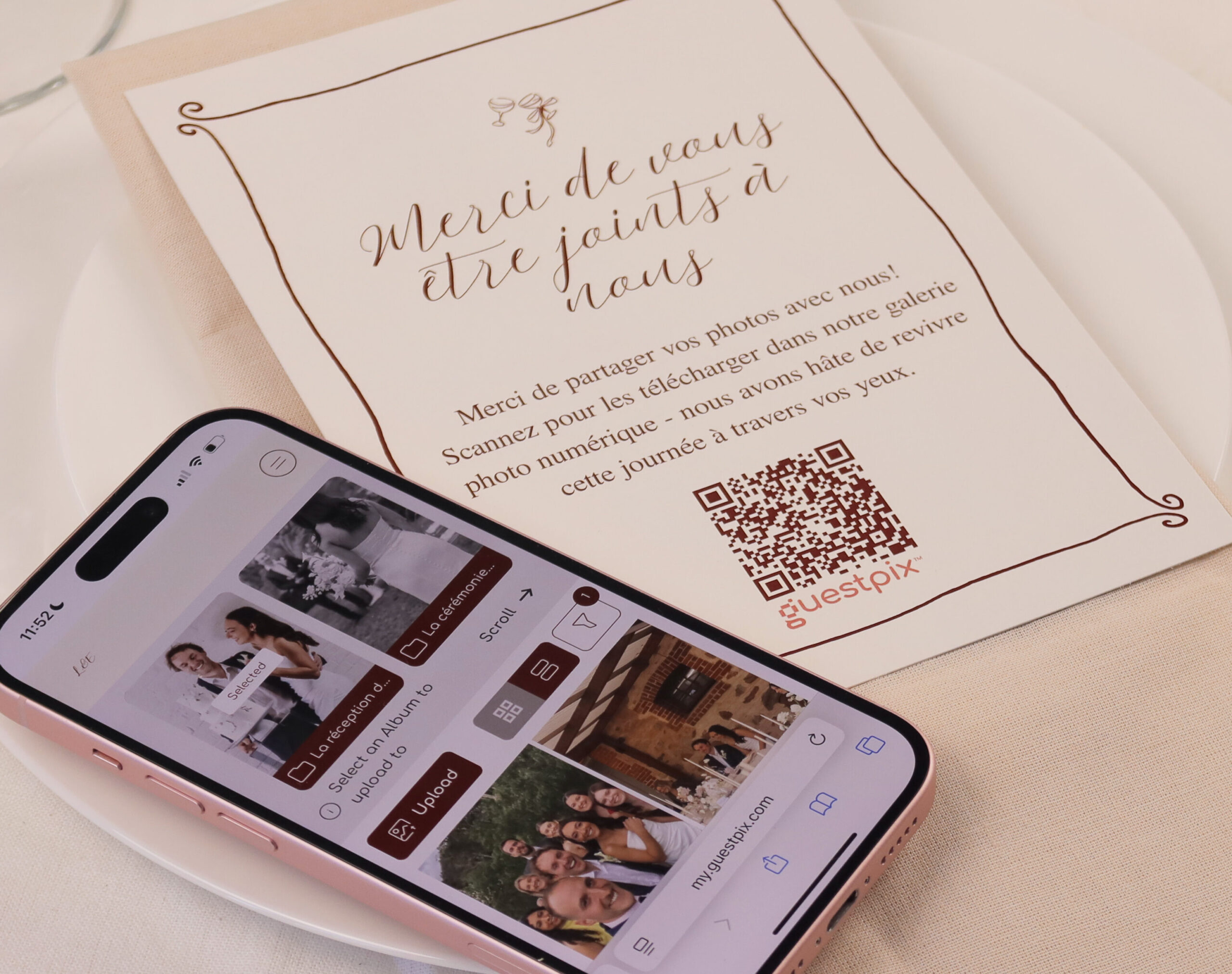 GUESTPIX, a multilingual platform for both hosts and guests